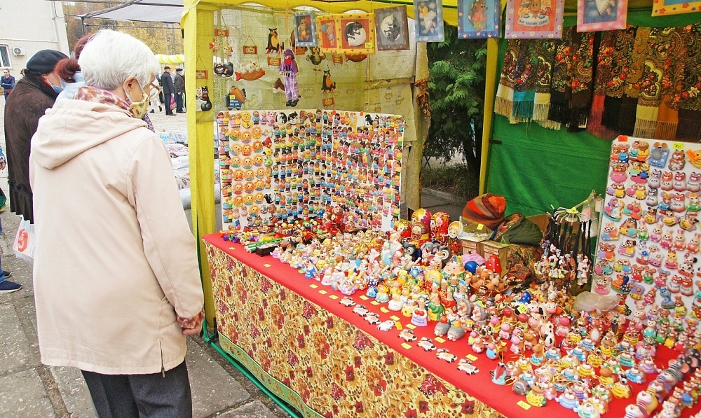 Конаковская ярмарка пела, плясала и угощала