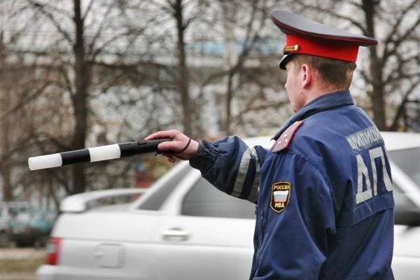 Водителям Тверской области советуют поменять шины Водителям Тверской области советуют поменять шины
