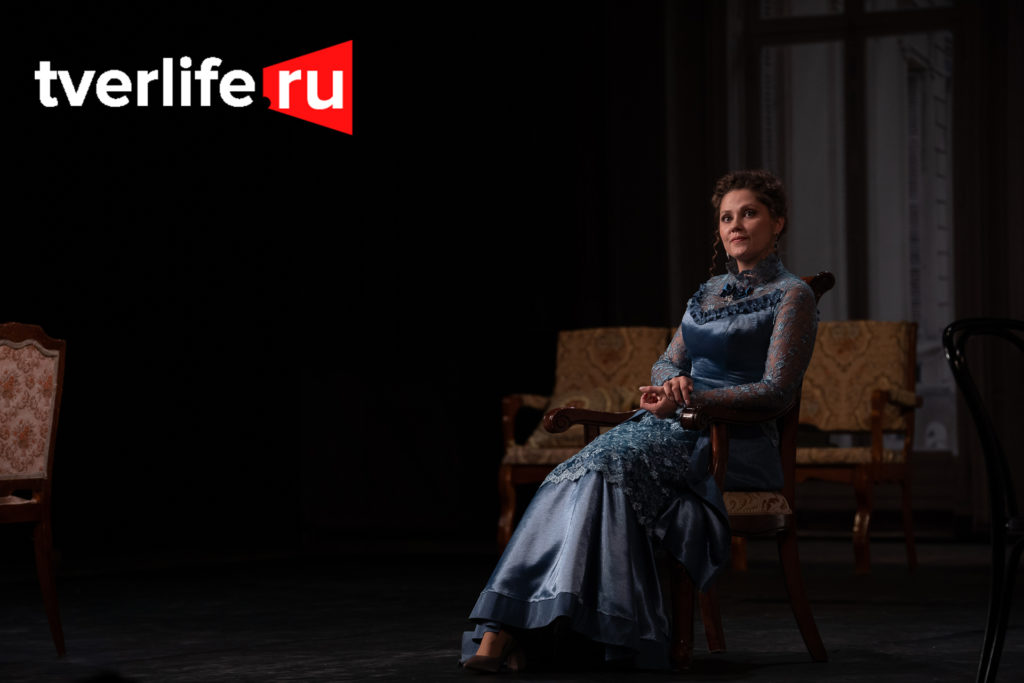 Театр начинается с вешалки: в тверском драмтеатре открыли юбилейный сезон Театр начинается с вешалки: в тверском драмтеатре открыли юбилейный сезон