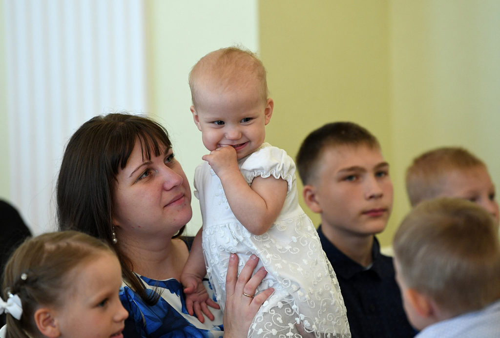 В Тверской области почти 7300 семей получают выплаты за рождение первого ребенка В Тверской области почти 7300 семей получают выплаты за рождение первого ребенка