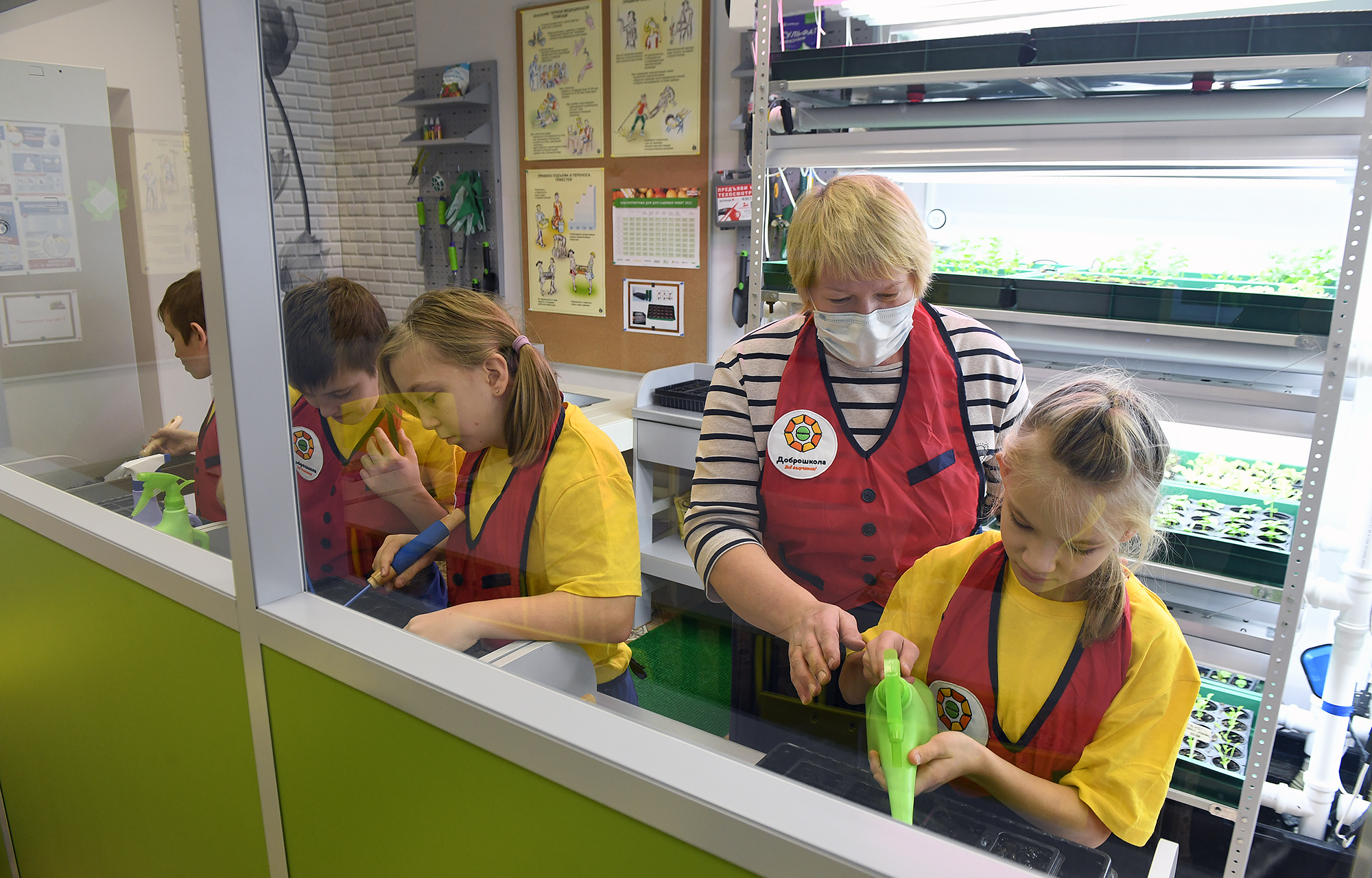 В интернатах Тверской области оборудовали мастерские для детей с особыми потребностями