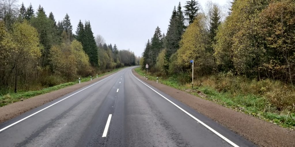 Тверские дорожники завершили работы по ремонту участка Андреаполь-Хитино на трассе "Москва - Рига"