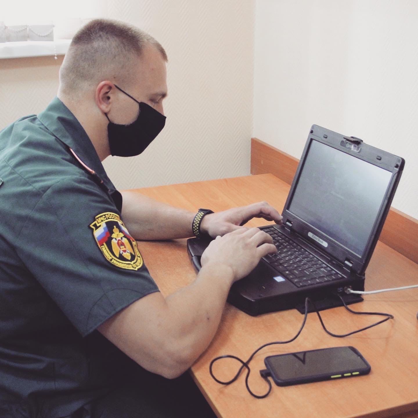 Сотрудники МЧС России по Тверской области отмечают День связиста