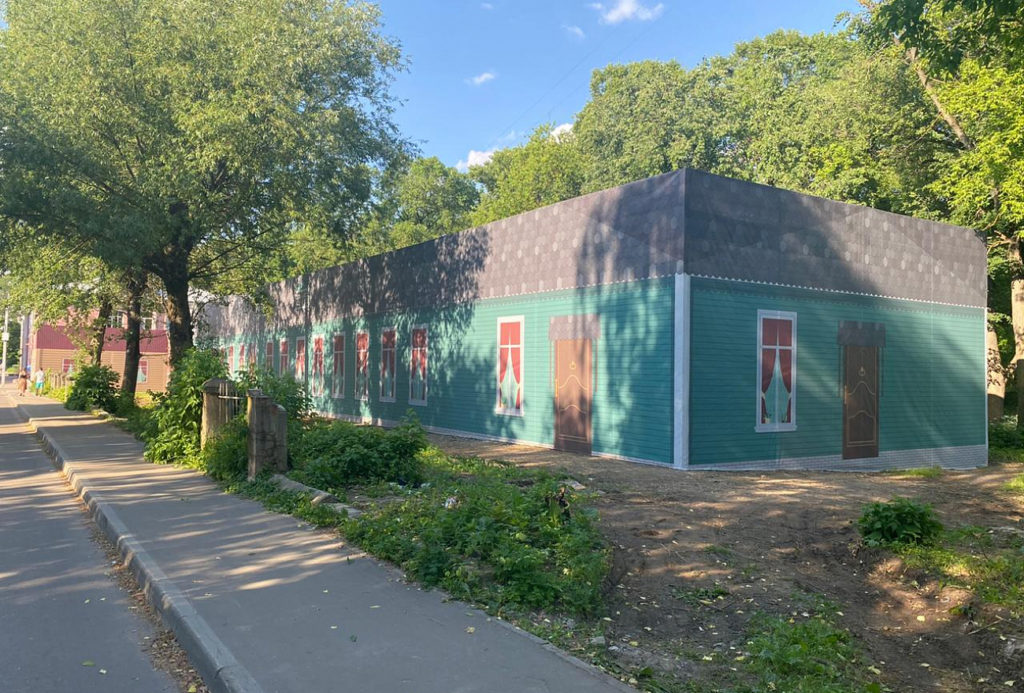 В Тверском парке Воксал ремонтируют здания начала ХХ века