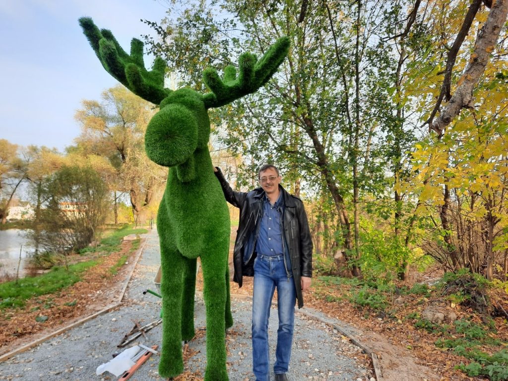 В Оленино появился арт-объект с символом города