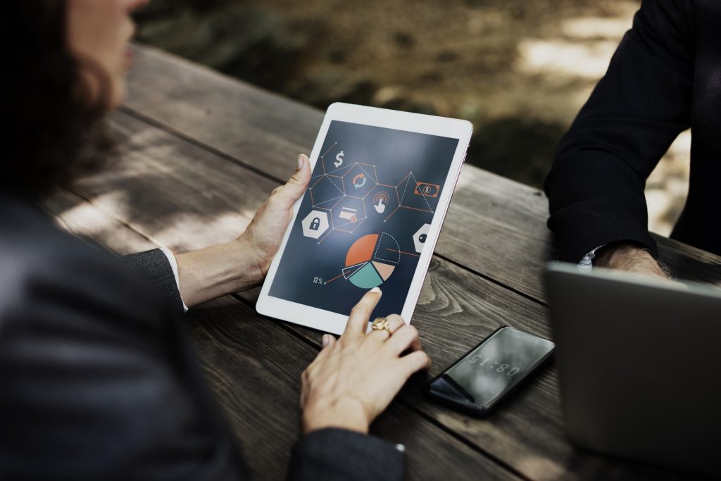 Более четырех тысяч корпоративных клиентов «Ростелекома» в ЦФО выбрали интеллектуальный номер «8 800» Более четырех тысяч корпоративных клиентов «Ростелекома» в ЦФО выбрали интеллектуальный номер «8 800»