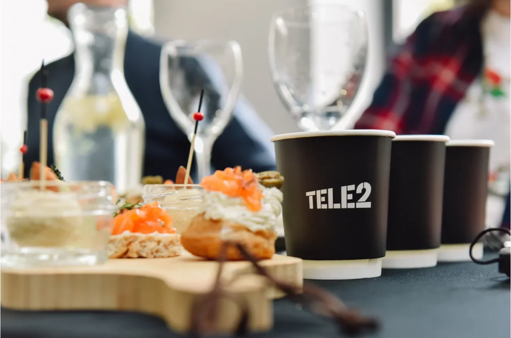 Как заказать еду с доставкой выгодно: бонусы для абонентов Tele2 Как заказать еду с доставкой выгодно: бонусы для абонентов Tele2