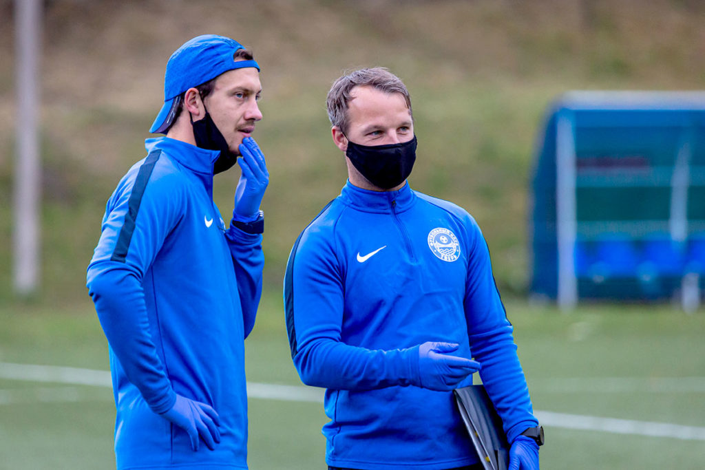 Футбольный клуб «Тверь» помог юным футболистам добраться до места соревнований Футбольный клуб «Тверь» помог юным футболистам добраться до места соревнований