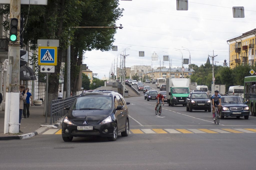 Полулегальные и опасные: как тверские фанаты FixedGear рискуют жизнью на велосипедах Полулегальные и опасные: как тверские фанаты FixedGear рискуют жизнью на велосипедах