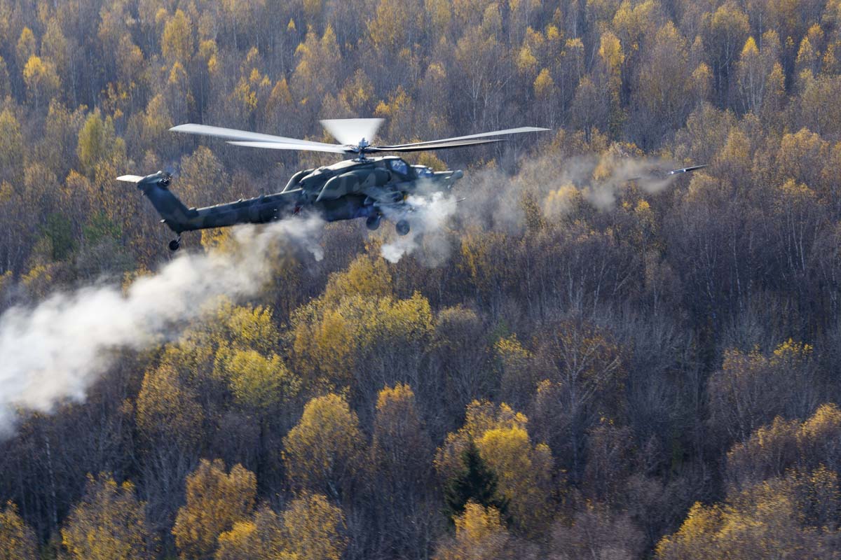 «Ночные охотники» отработали стрельбу по наземным мишеням в Тверской области