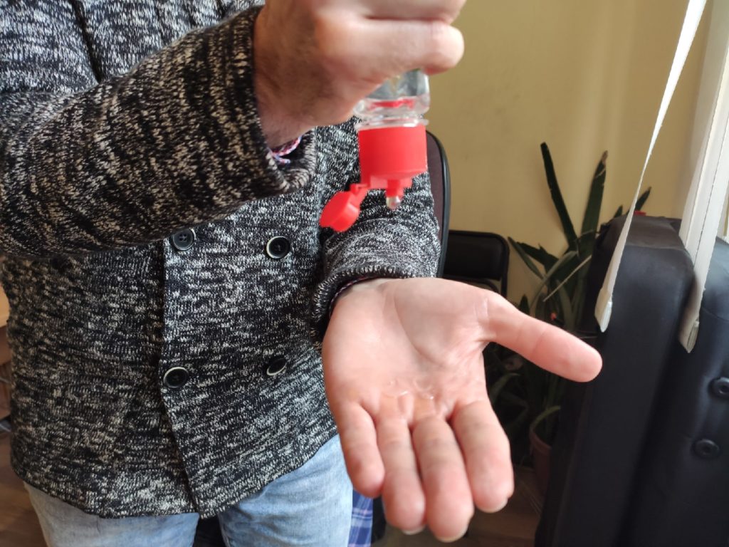 Только тронь: как прожить день в Твери, не подхватив руками коронавирус Только тронь: как прожить день в Твери, не подхватив руками коронавирус