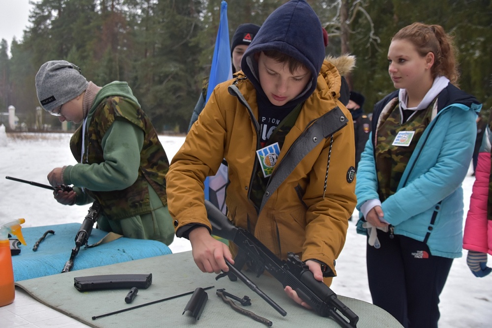 Конаковские юнармейцы смогли пройти через минное поле