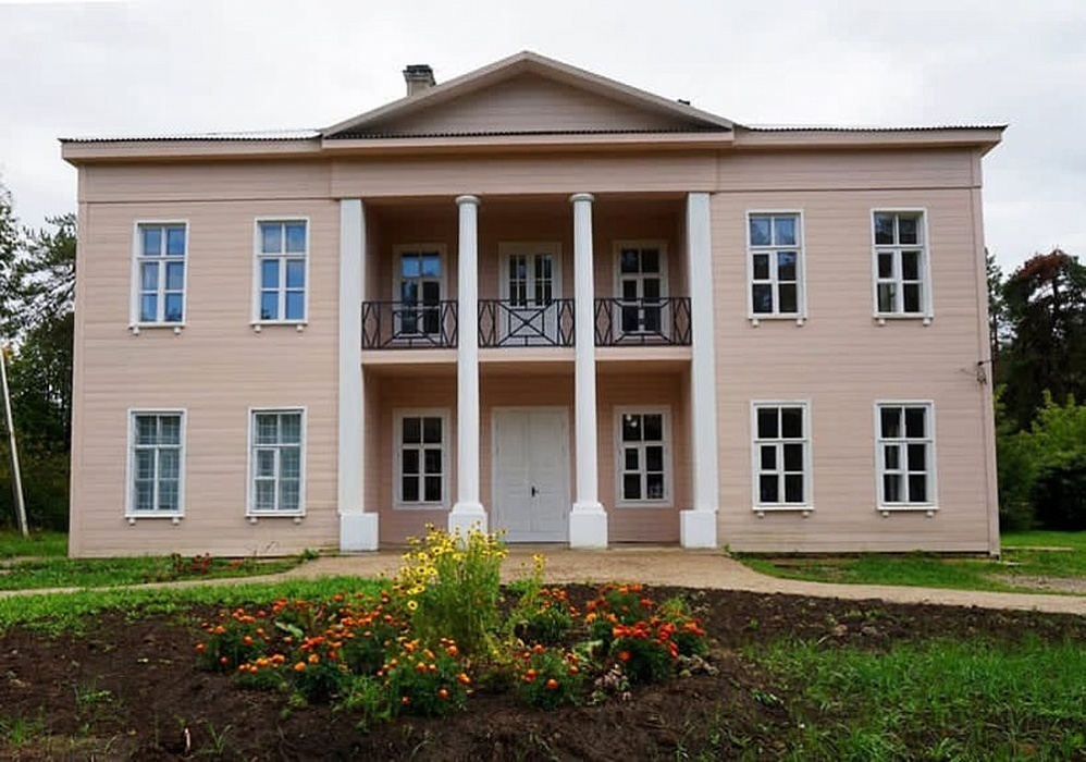 Побродить по Вышнему Волочку и его окрестностям можно не выходя из дома