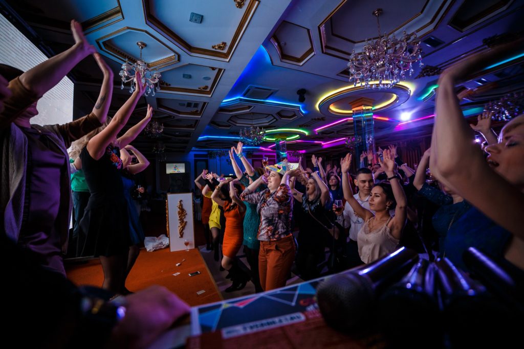 В Твери корпоратив - хитрый предмет: вроде он есть, а вроде и нет В Твери корпоратив - хитрый предмет: вроде он есть, а вроде и нет