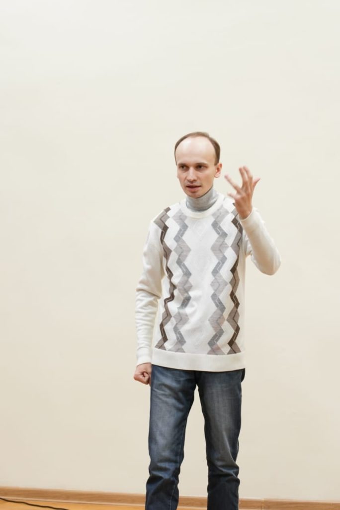 "Свет души" в Горьковке: православные песнопения и песни "Кино" звучали в тверской библиотеке