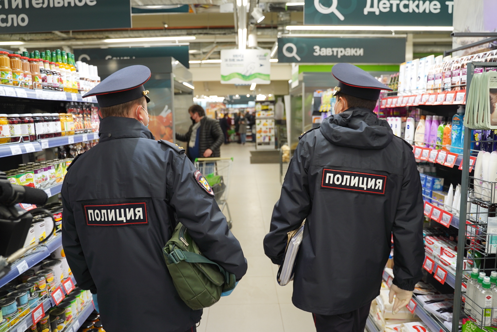 В Тверской области продолжают контролировать соблюдение масочного режима