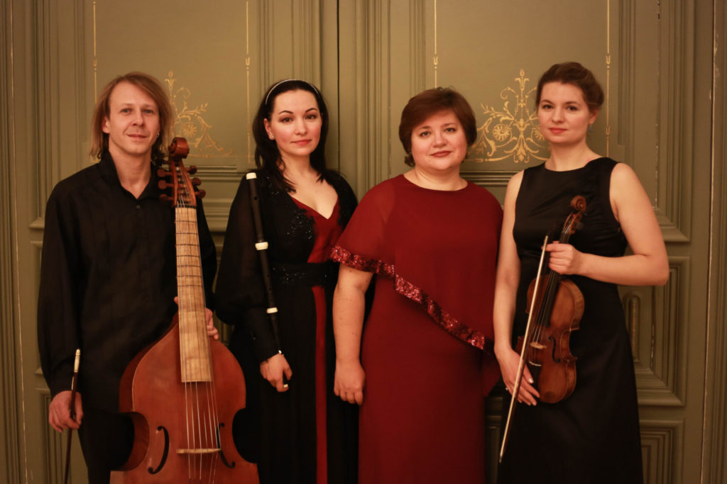 В тверской филармонии сыграют на старинных инструментах В тверской филармонии сыграют на старинных инструментах