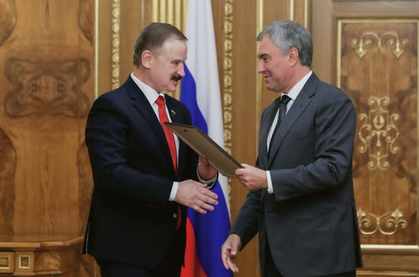 Председатель Госдумы наградил тверского депутата за вклад в законотворческую деятельность Председатель Госдумы наградил тверского депутата за вклад в законотворческую деятельность