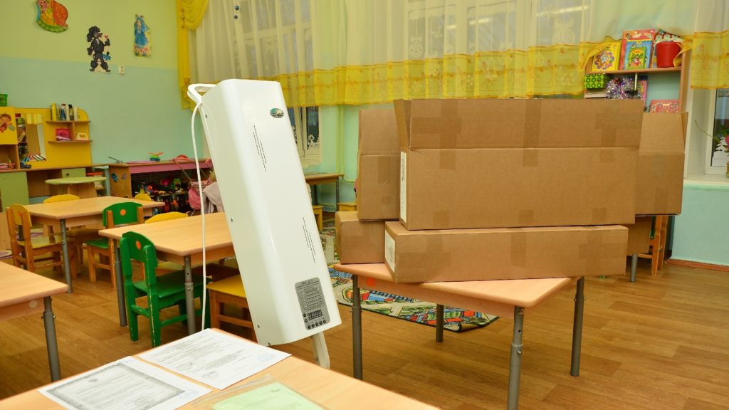 В Ржеве рецеркуляторами обеспечат каждый класс в школе и группу в детском саду