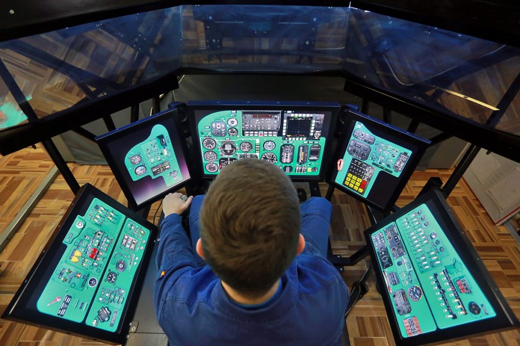 Летчики ленинградской армии ВВС и ПВО прибыли в Тверь для тренировок