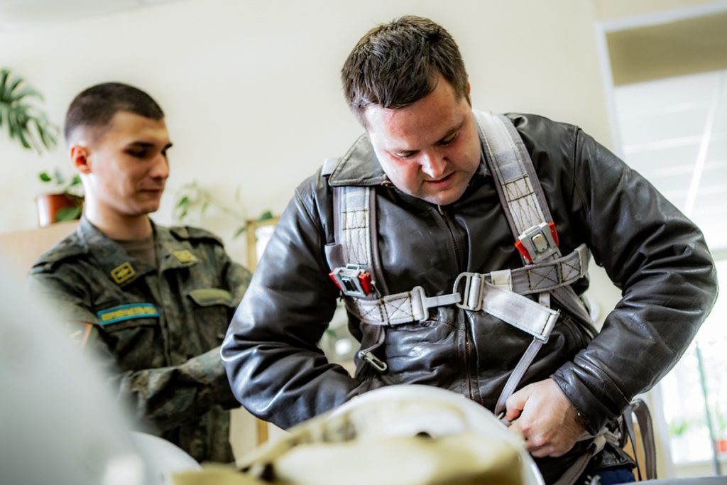 Летчики ленинградской армии ВВС и ПВО прибыли в Тверь для тренировок