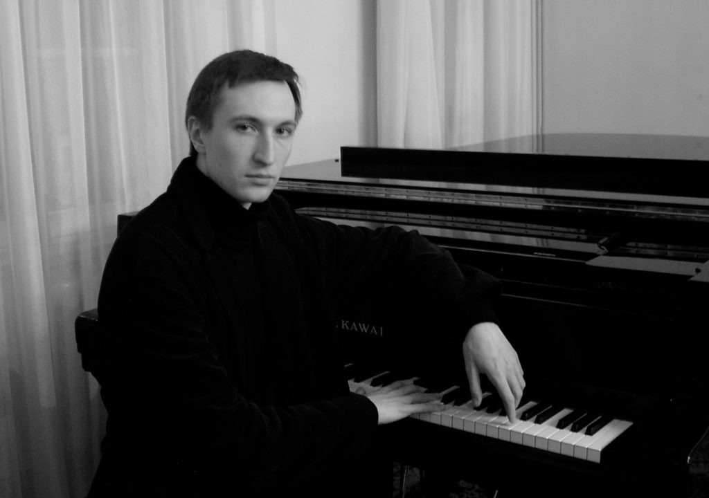 В Тверской филармонии выступит известный пианист Сергей Каспаров В Тверской филармонии выступит известный пианист Сергей Каспаров