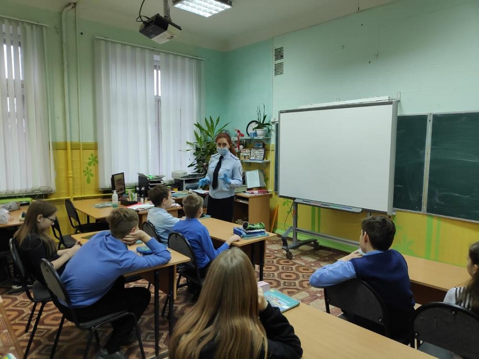 В бологовской школе прошло мероприятие «Соблюдай ПДД!» В бологовской школе прошло мероприятие «Соблюдай ПДД!»
