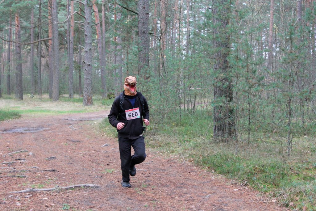 И целого зала мало: ударим трейлом по бездорожью и осенней хандре
