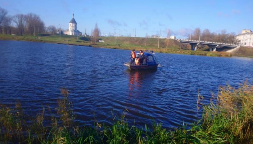 В реке Тьмака в Твери обнаружено тело мужчины В реке Тьмака в Твери обнаружено тело мужчины