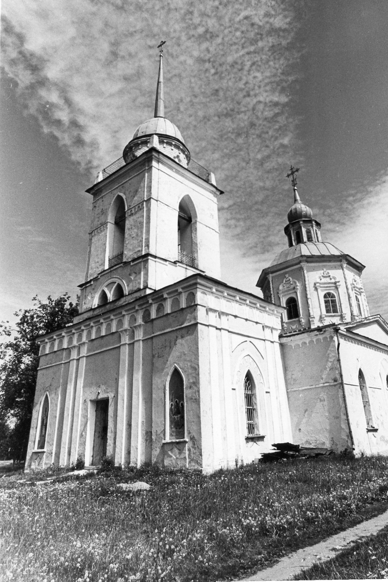 Фотолента "Тверьлайф": красота в камне и символы эпохи