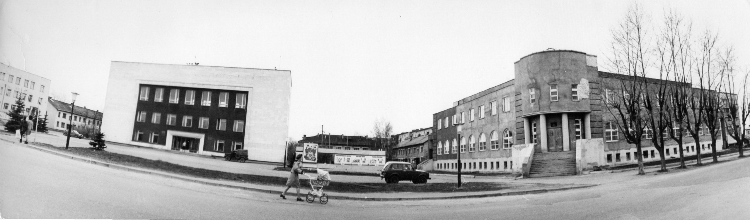 Фотолента "Тверьлайф": урбанистические пейзажи и сельские пасторали