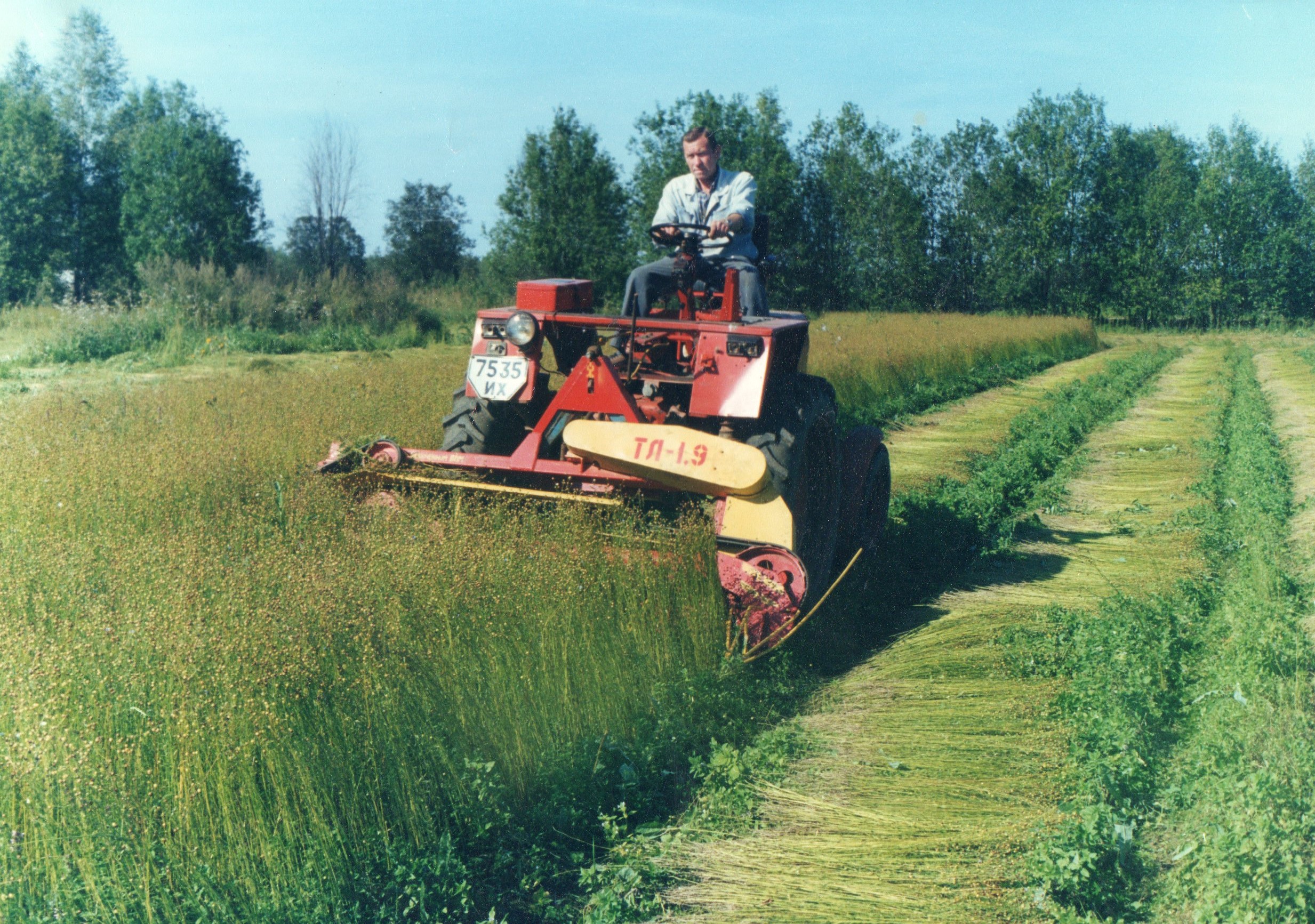 Фотолента "Тверьлайф": трудовой подвиг на архивных снимках