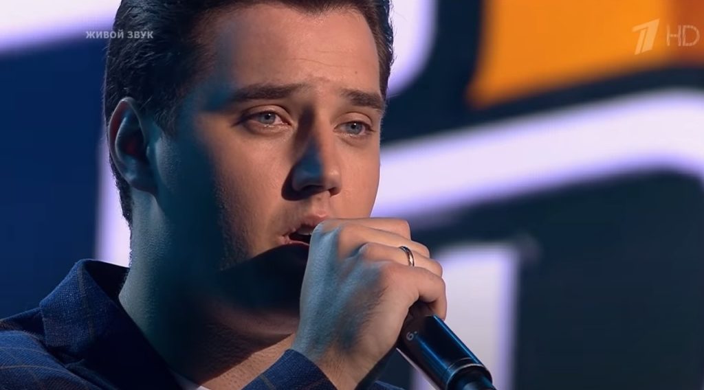 Ржевский певец прошел "слепые прослушивания" в шоу "Голос" и попал в команду