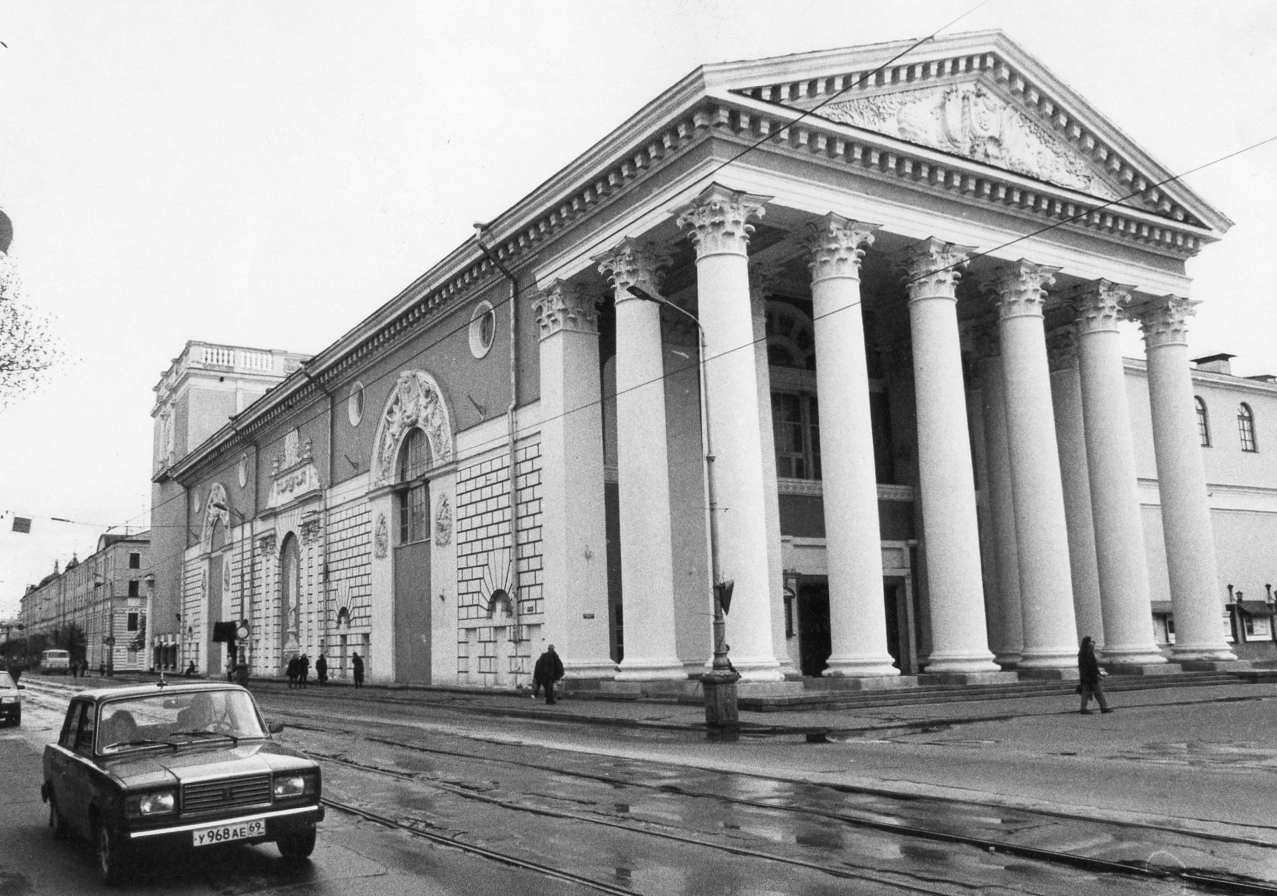 Фотолента "Тверьлайф": красота в камне и символы эпохи