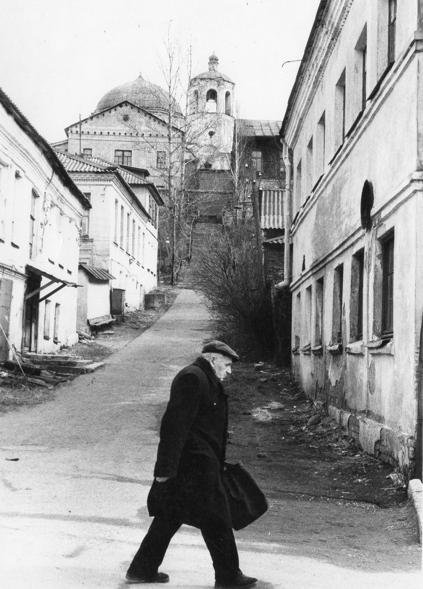 Фотолента "Тверьлайф": урбанистические пейзажи и сельские пасторали