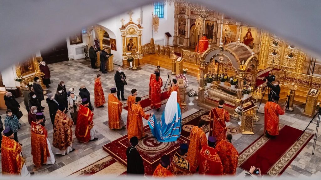 В Твери состоялась божественная литургия в честь небесного покровителя города