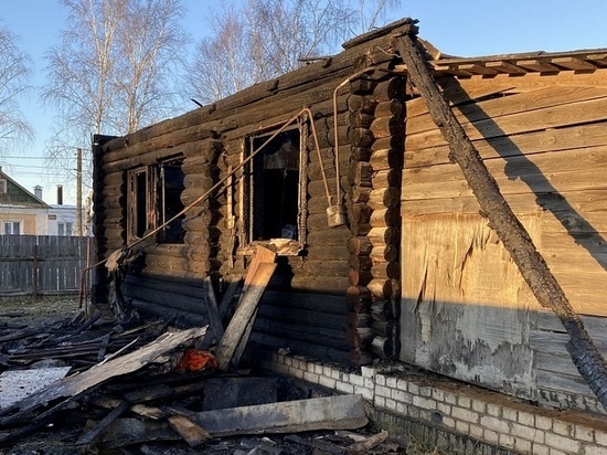 В Твери из-за пожара пожилая пара лишилась жилья В Твери из-за пожара пожилая пара лишилась жилья