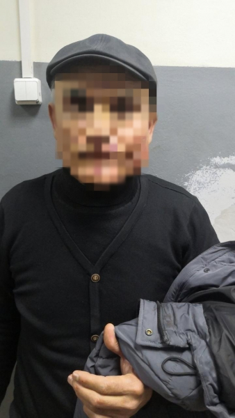 Тверские полицейские задержали закладчика с 30 свёртками белого порошка