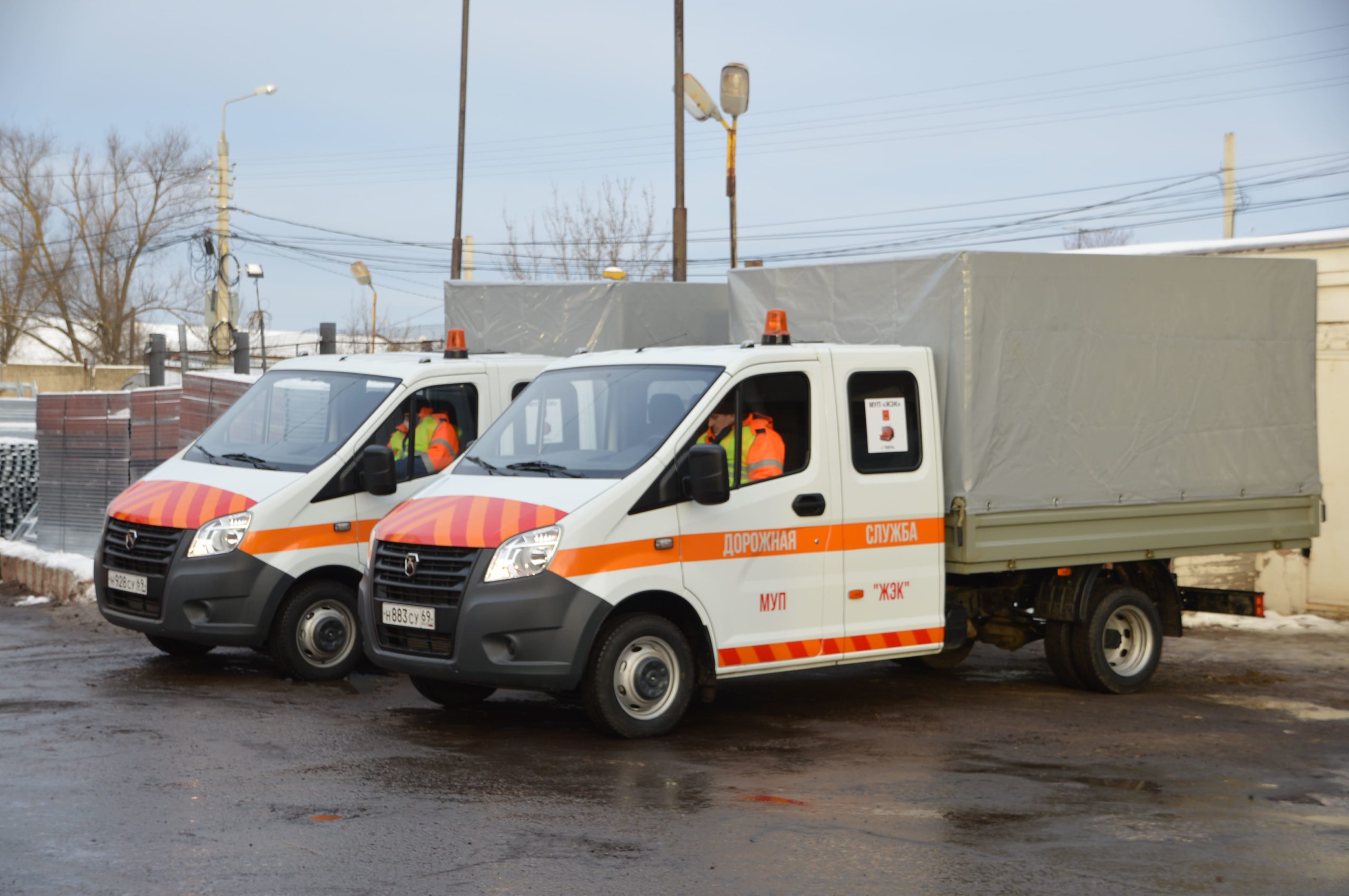 Автопарк ЖЭКа в Твери пополнился новой снегоуборочной техникой