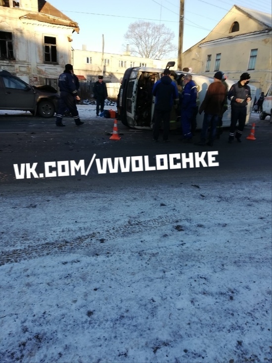 ДТП с участием "скорой" произошло в Тверской области