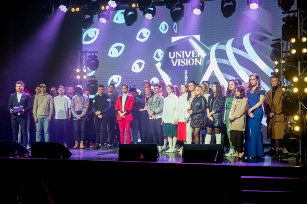 Четыре участника из Тверской области отправятся на Сахалин, чтобы спеть в финале проекта «Универвидение.Авторы» Четыре участника из Тверской области отправятся на Сахалин, чтобы спеть в финале проекта «Универвидение.Авторы»