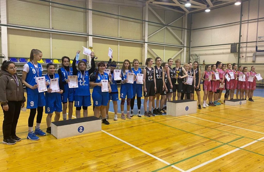 Баскетболистки из Ржевского района завоевали бронзу на кубке губернатора