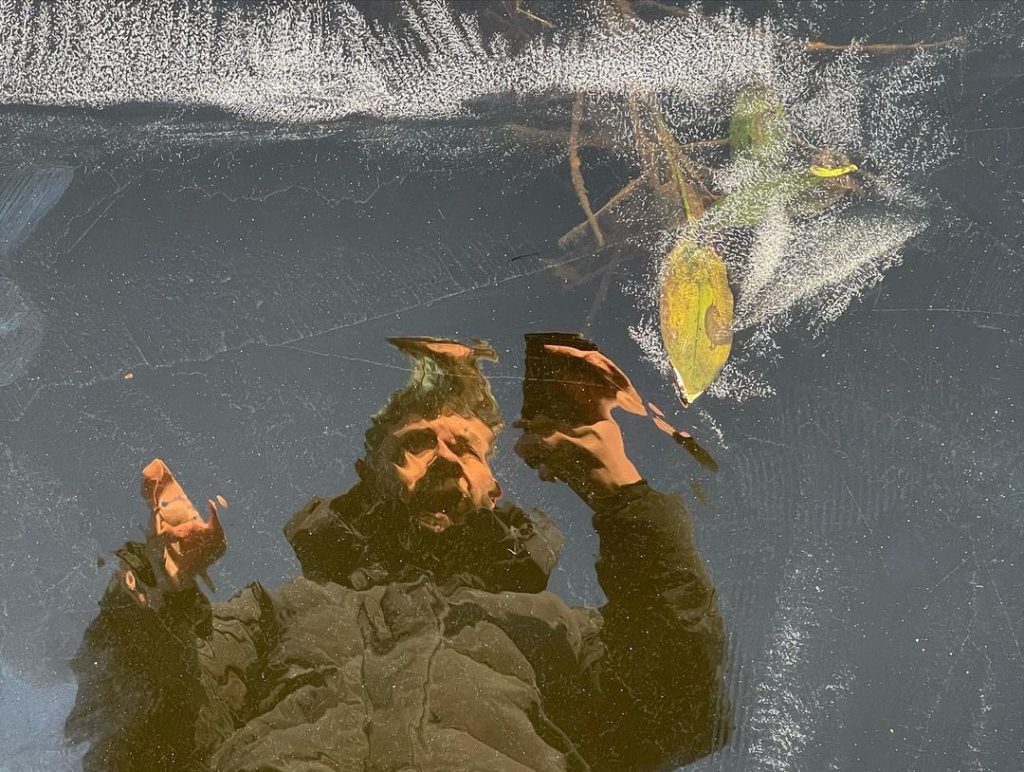 В Тверской области Артемий Лебедев ходит по тонкому льду В Тверской области Артемий Лебедев ходит по тонкому льду