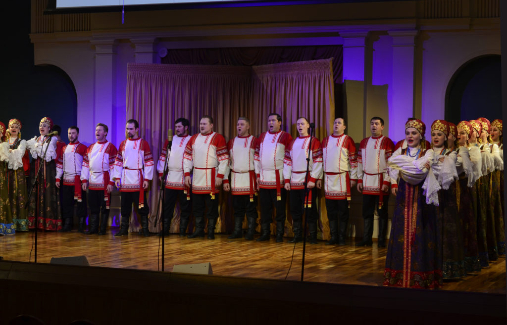 В Тверской филармонии рязанский народный ансамбль исполнил песни на стихи Есенина