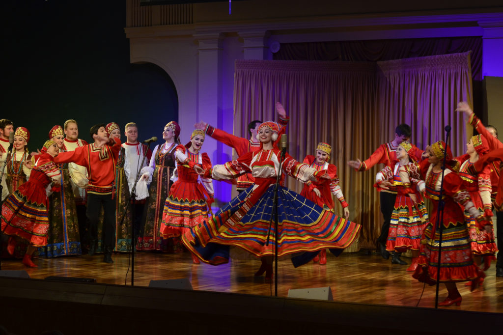 В Тверской филармонии рязанский народный ансамбль исполнил песни на стихи Есенина
