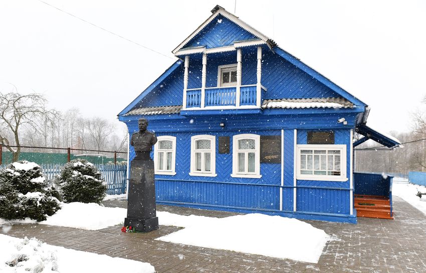 «Ставку Сталина» в Тверской области посетили свыше 25 тысяч человек «Ставку Сталина» в Тверской области посетили свыше 25 тысяч человек