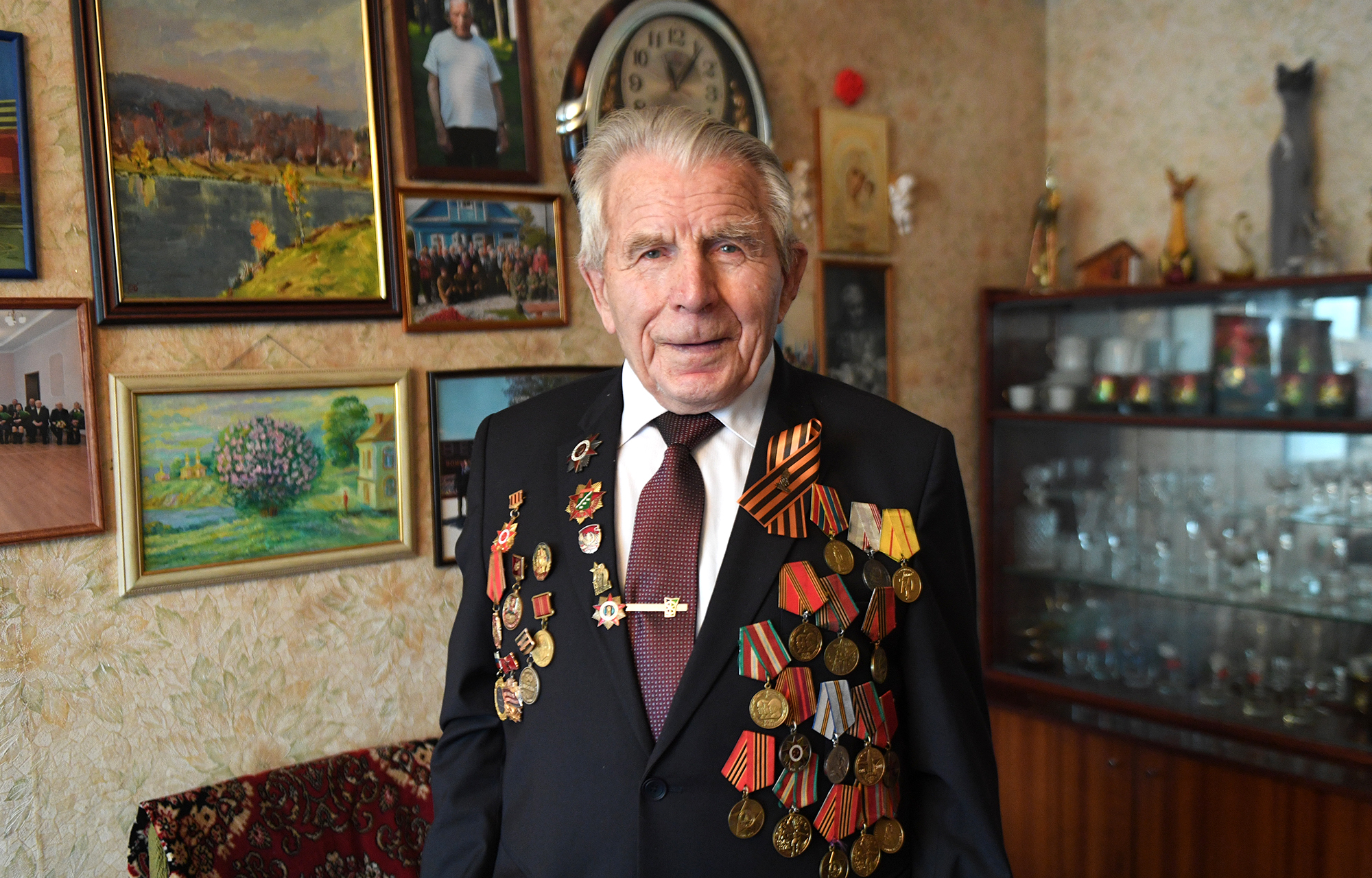 Игорь Руденя в Ржеве вручил участникам Великой Отечественной войны ордена Почёта