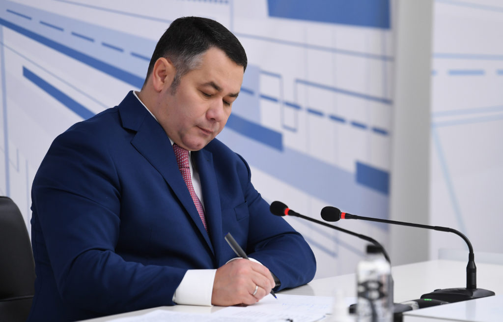 Вотсап, видеозвонки, выходные: Игорь Руденя рассказал об общении с детьми Вотсап, видеозвонки, выходные: Игорь Руденя рассказал об общении с детьми