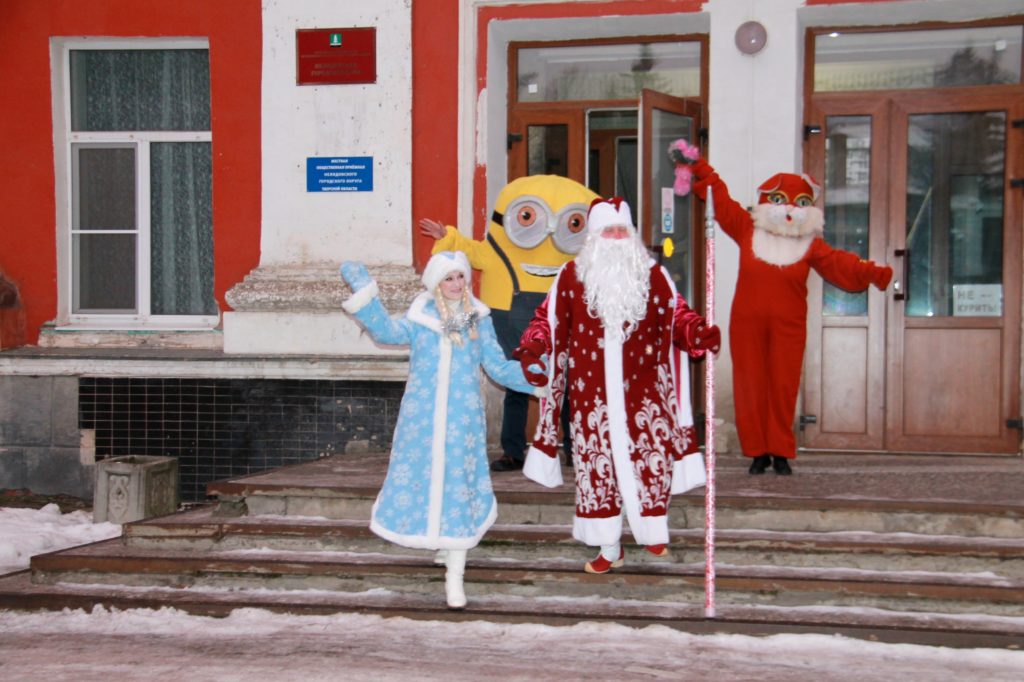 В район Тверской области приехал Дедушка Мороз В район Тверской области приехал Дедушка Мороз