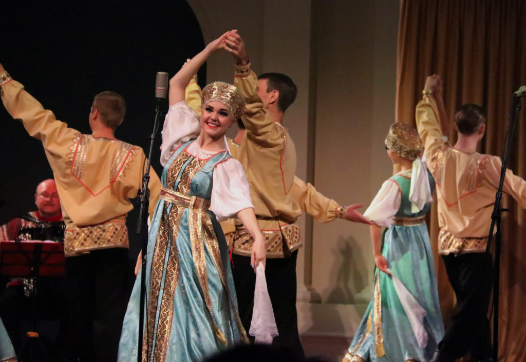 В Тверской филармонии рязанский народный ансамбль исполнил песни на стихи Есенина